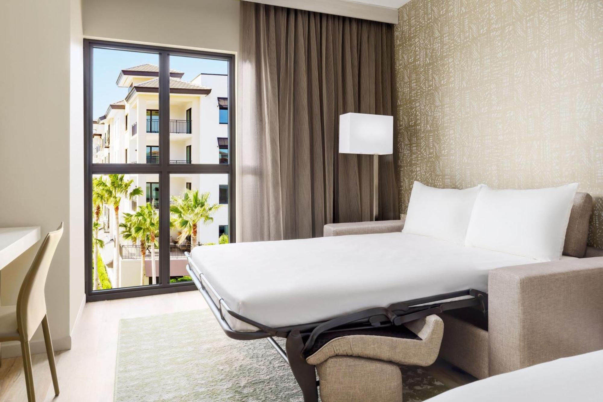 Ac Hotel By Marriott Naples 5Th Avenue ภายนอก รูปภาพ