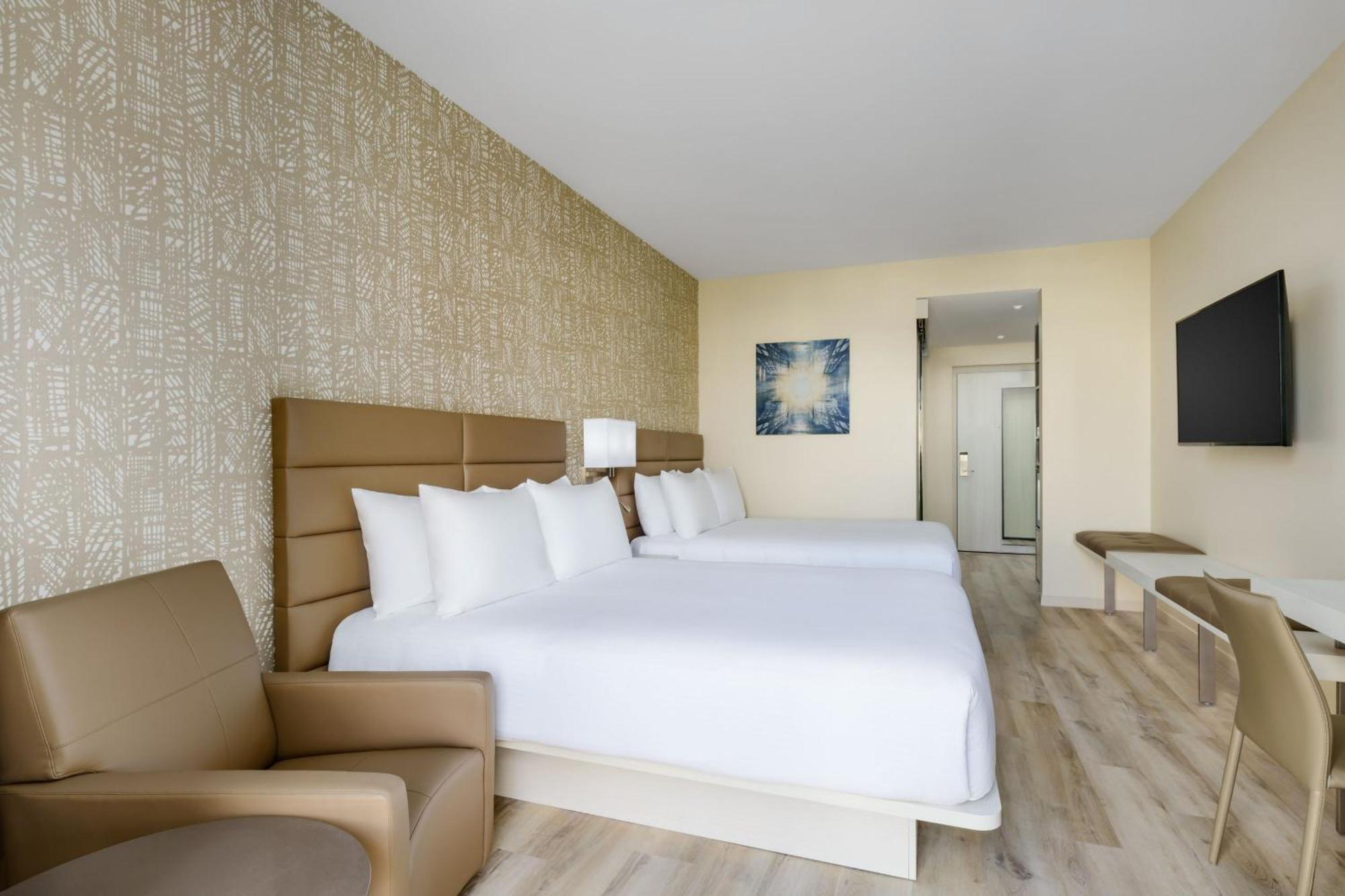 Ac Hotel By Marriott Naples 5Th Avenue ภายนอก รูปภาพ