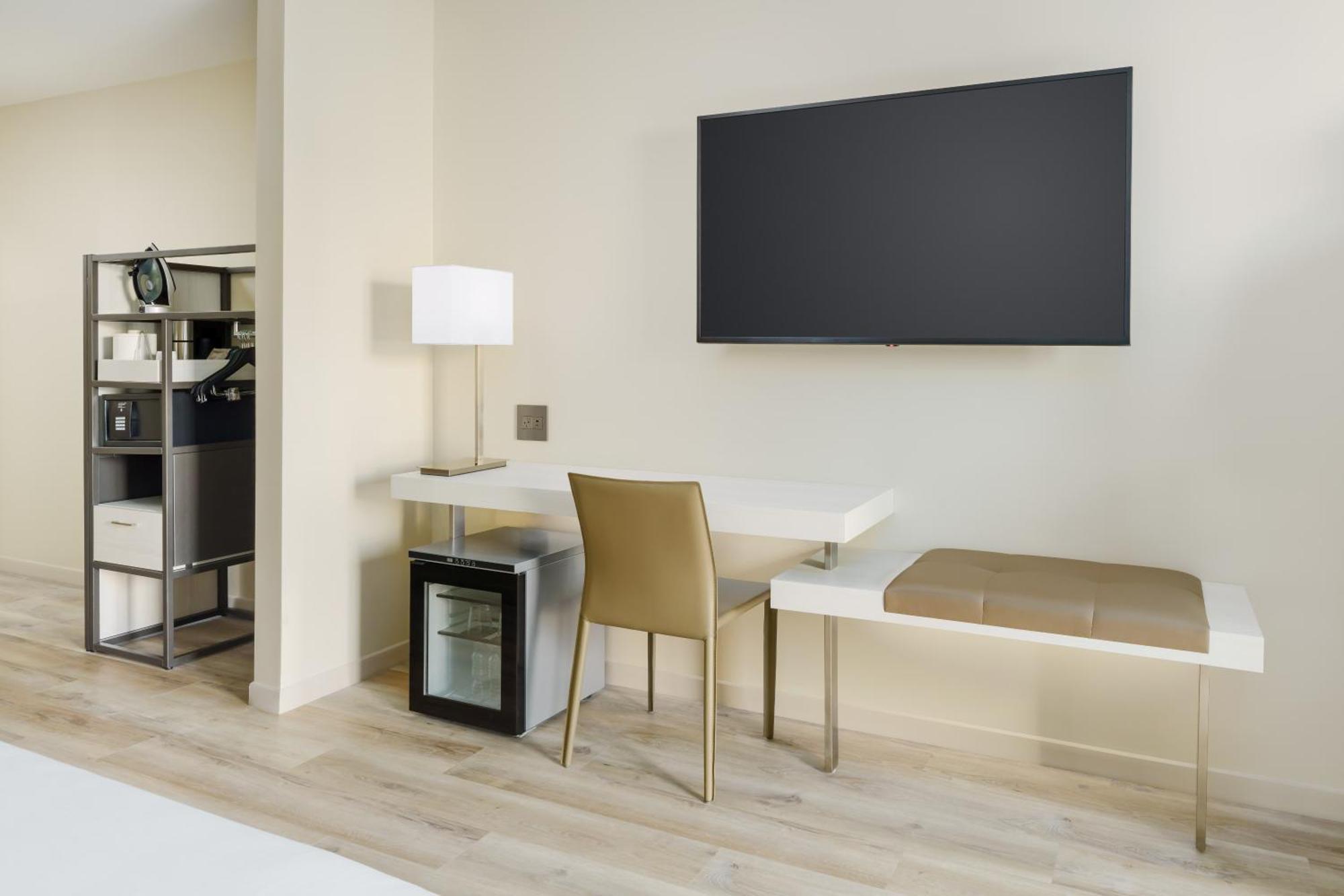 Ac Hotel By Marriott Naples 5Th Avenue ภายนอก รูปภาพ