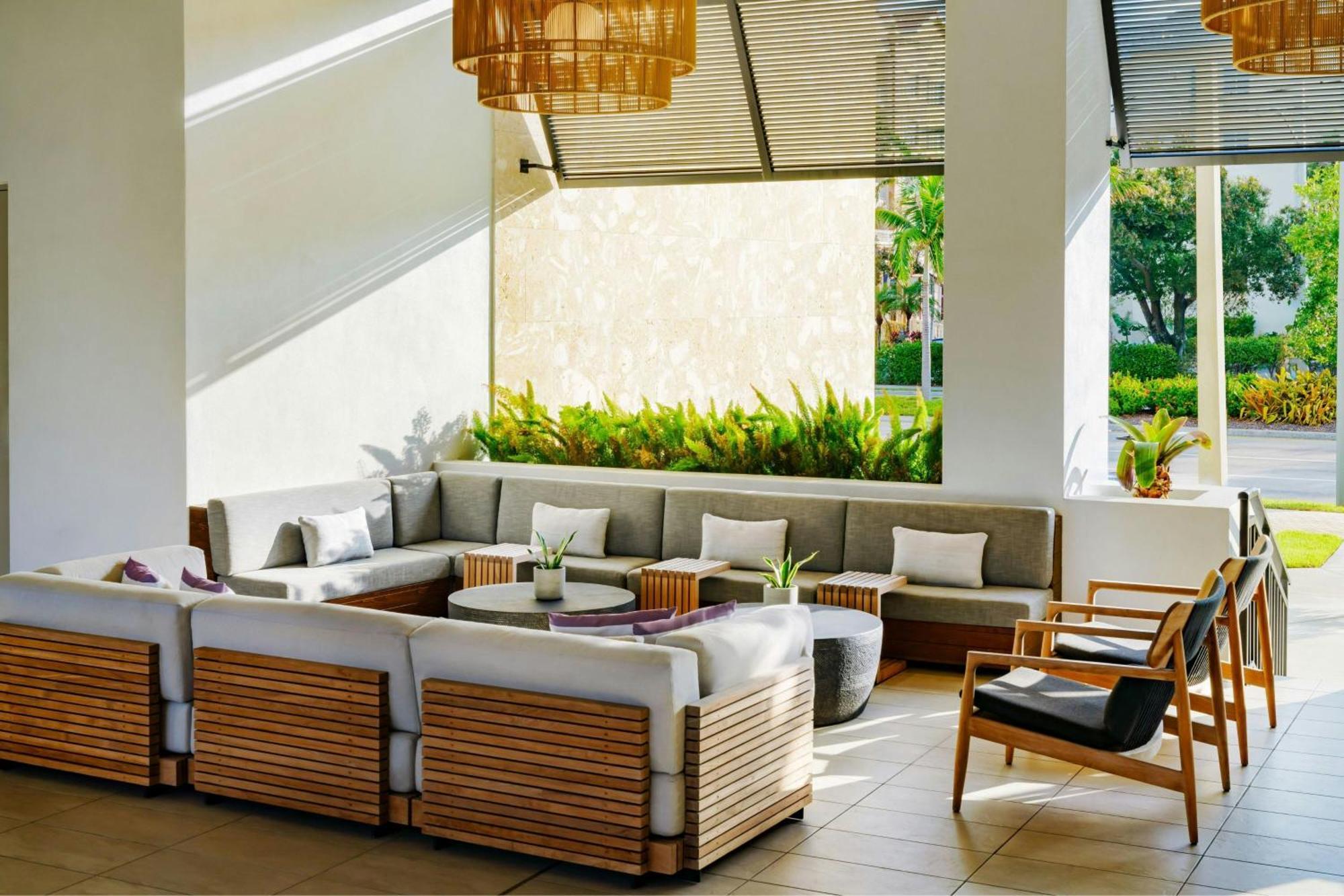 Ac Hotel By Marriott Naples 5Th Avenue ภายนอก รูปภาพ